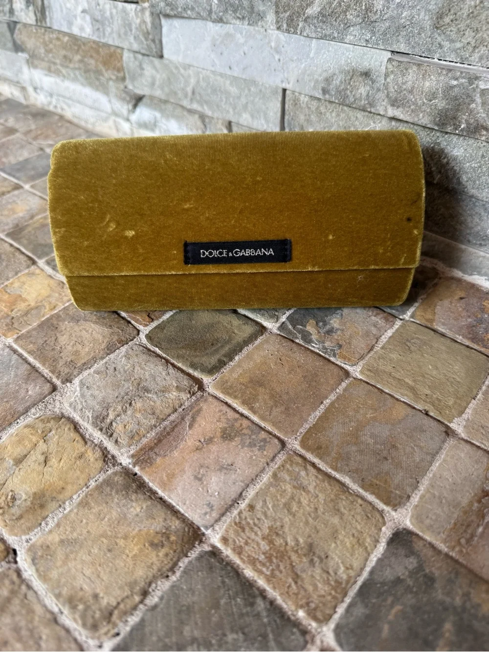 Dolce & gabbana sunglasses case